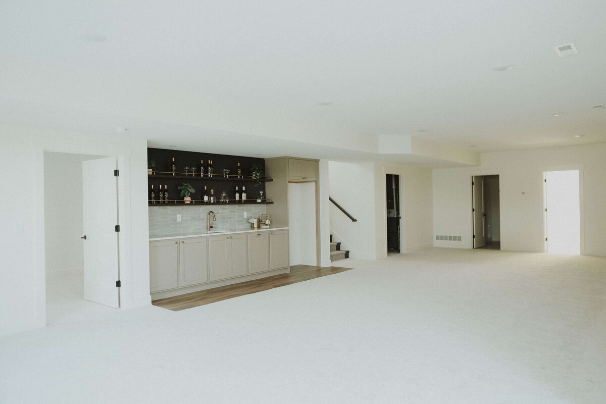 2872-NW-Beechwood-Central-Iowa-Custom-Home-JRL-Builders- (46)