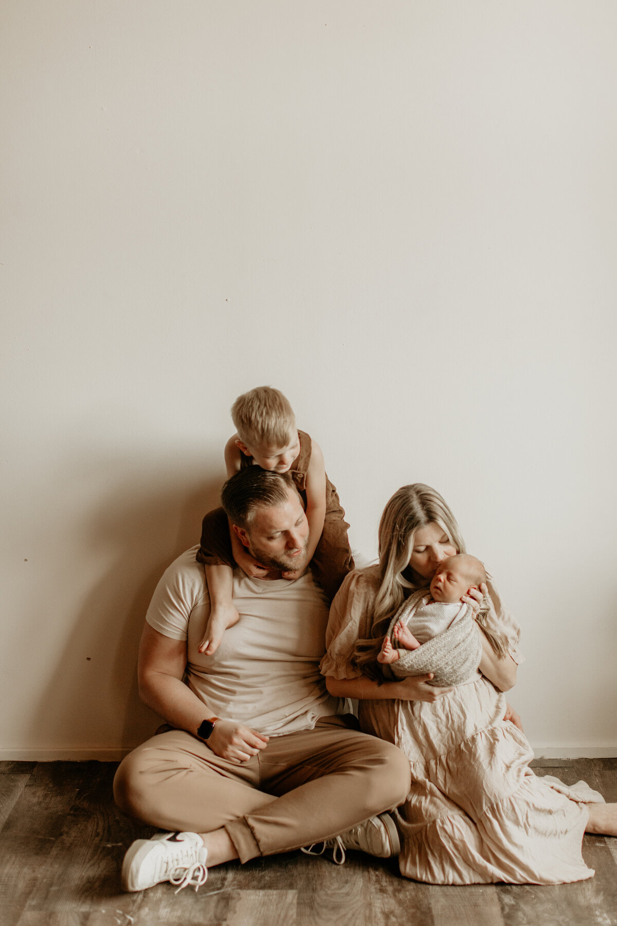 Kansas-City-Family-Photographer--40