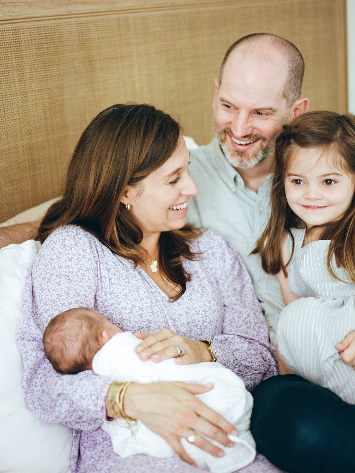 richmond-natural-newborn-photos-at-home-amy-nicole-photography-0213