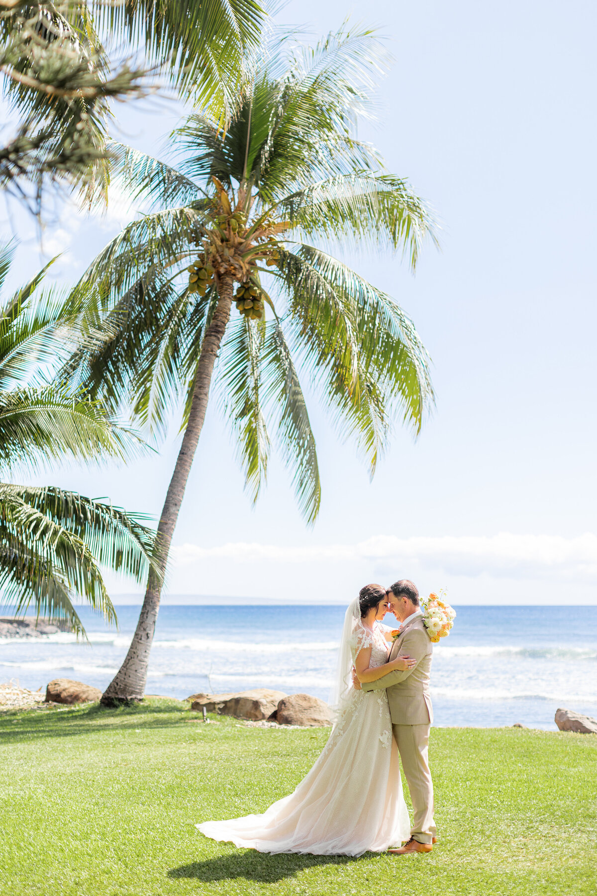 Feature Gallery  - Maui_ HI - Amber & Andrew_amber-andrew-maui-wedding-preview-photos-28