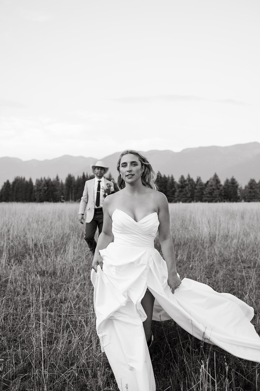 presley-gray-luxury-western-montana-wedding-8776