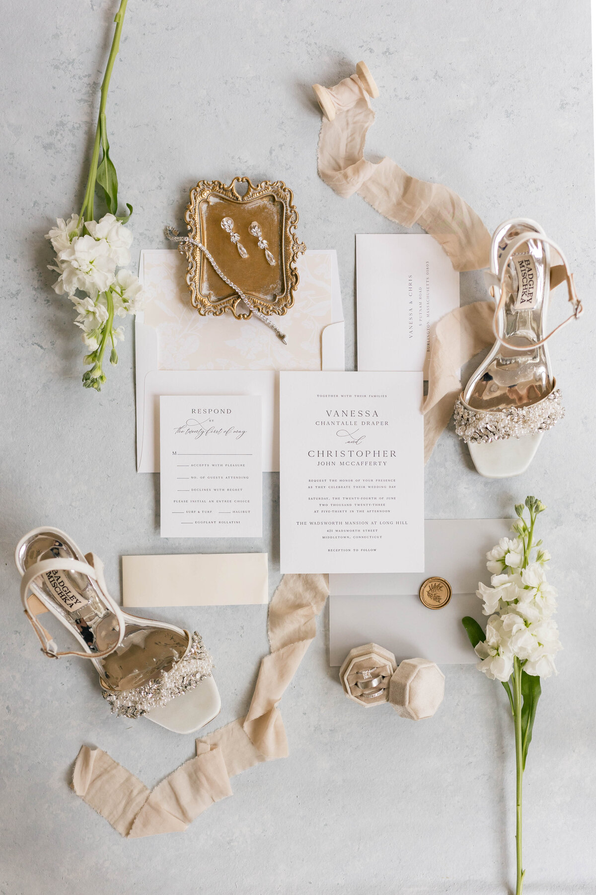 Vanessa + Chris Getting ready-1