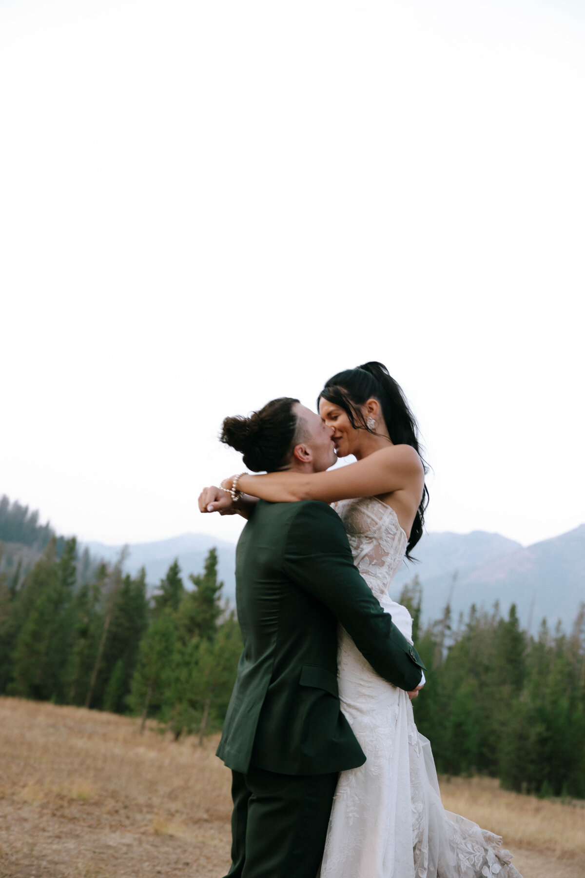 sun-valley-idaho-mountain-wedding-krysta-timmons-photography-luxury-destination-54