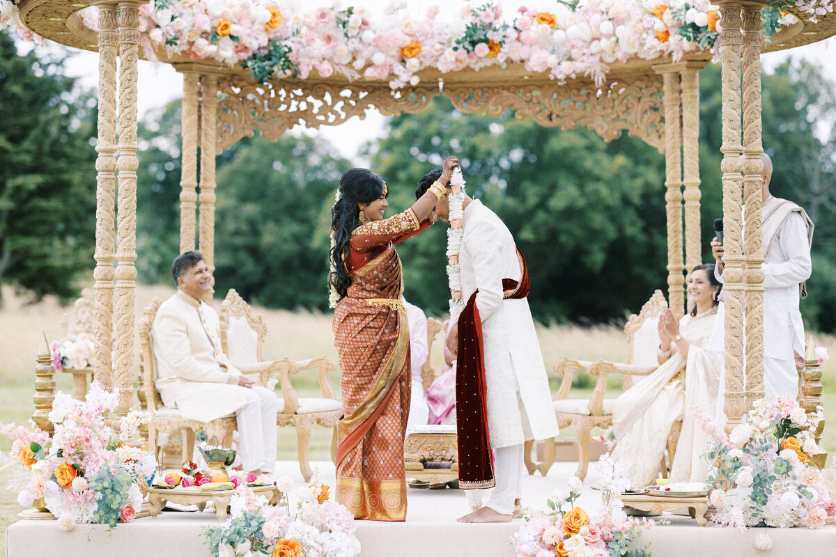 Hedsor-House-Indian-Wedding-Photographer-21