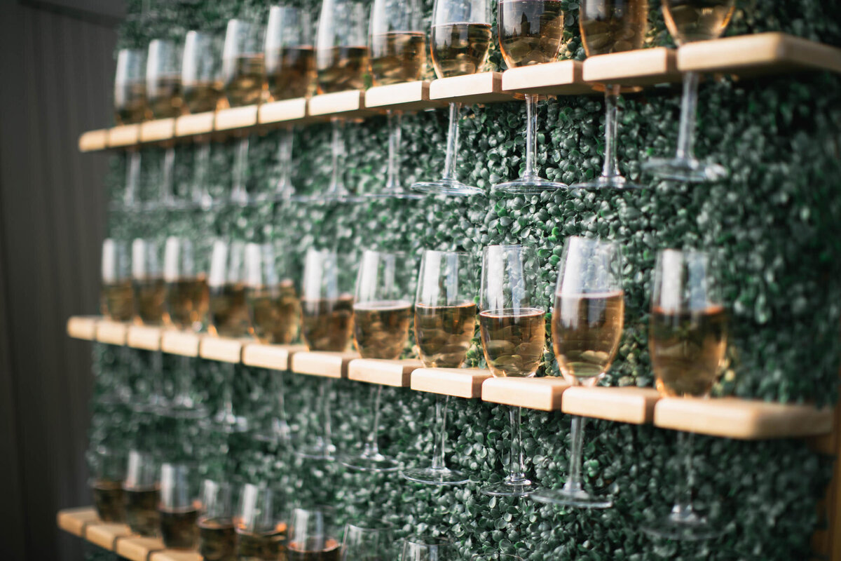glasses of champagne