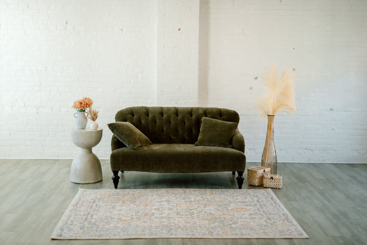 Harper Lounge