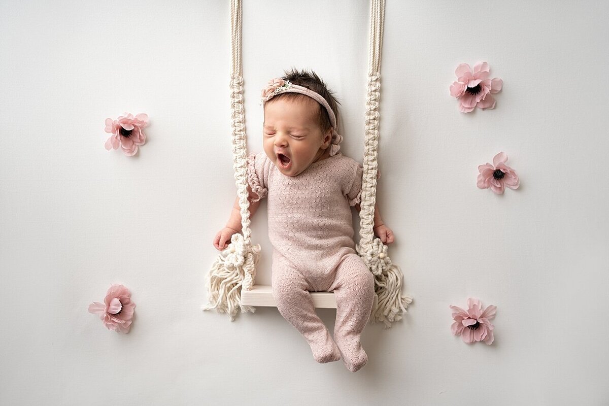 Cleveland Newborn Photographer_04