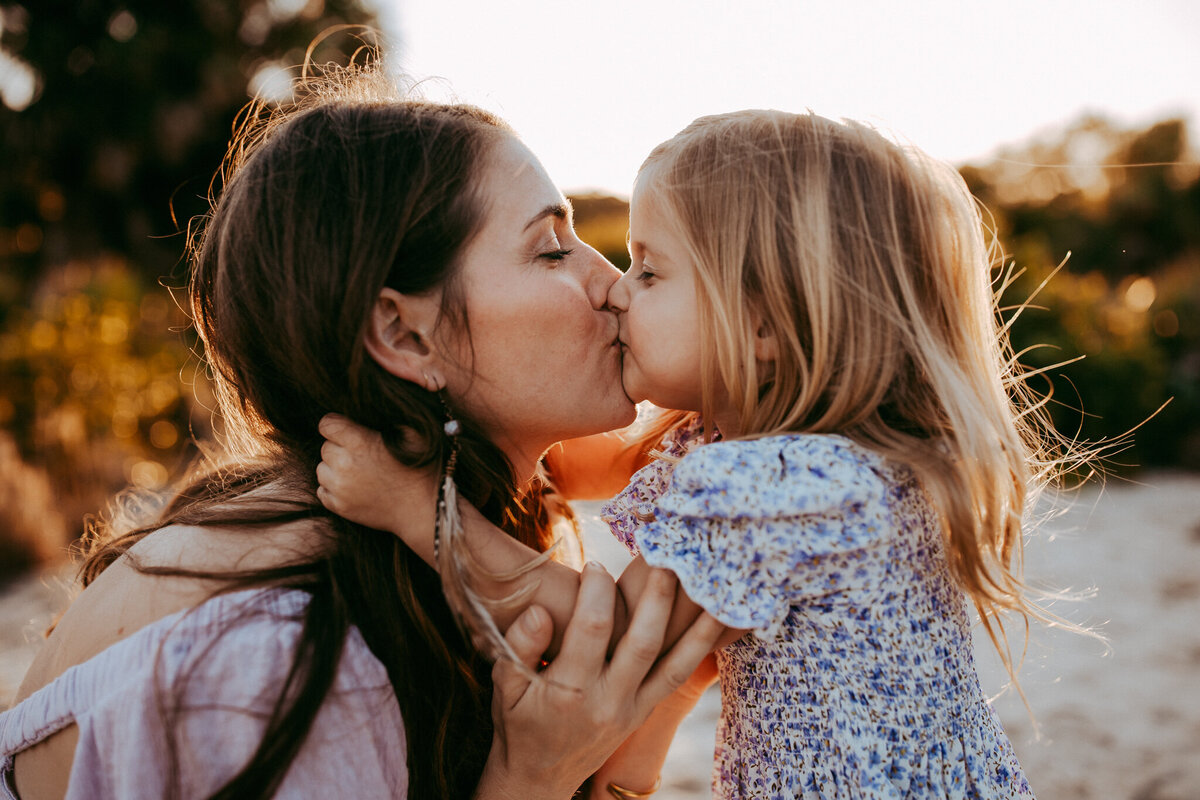 JUNO BEACH EXTENDED FAMILY PHOTOGRAPHER