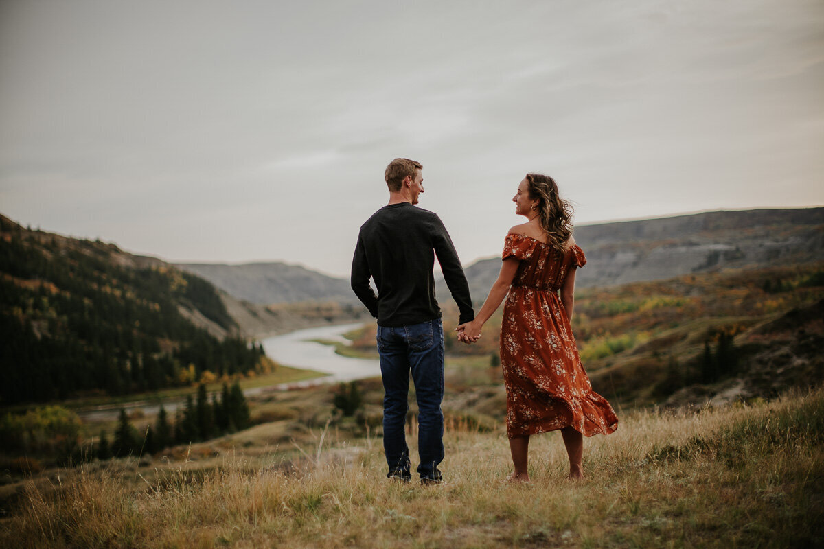 lumy+co_badlands-local-buffalo-jump-engagement-photographer-51