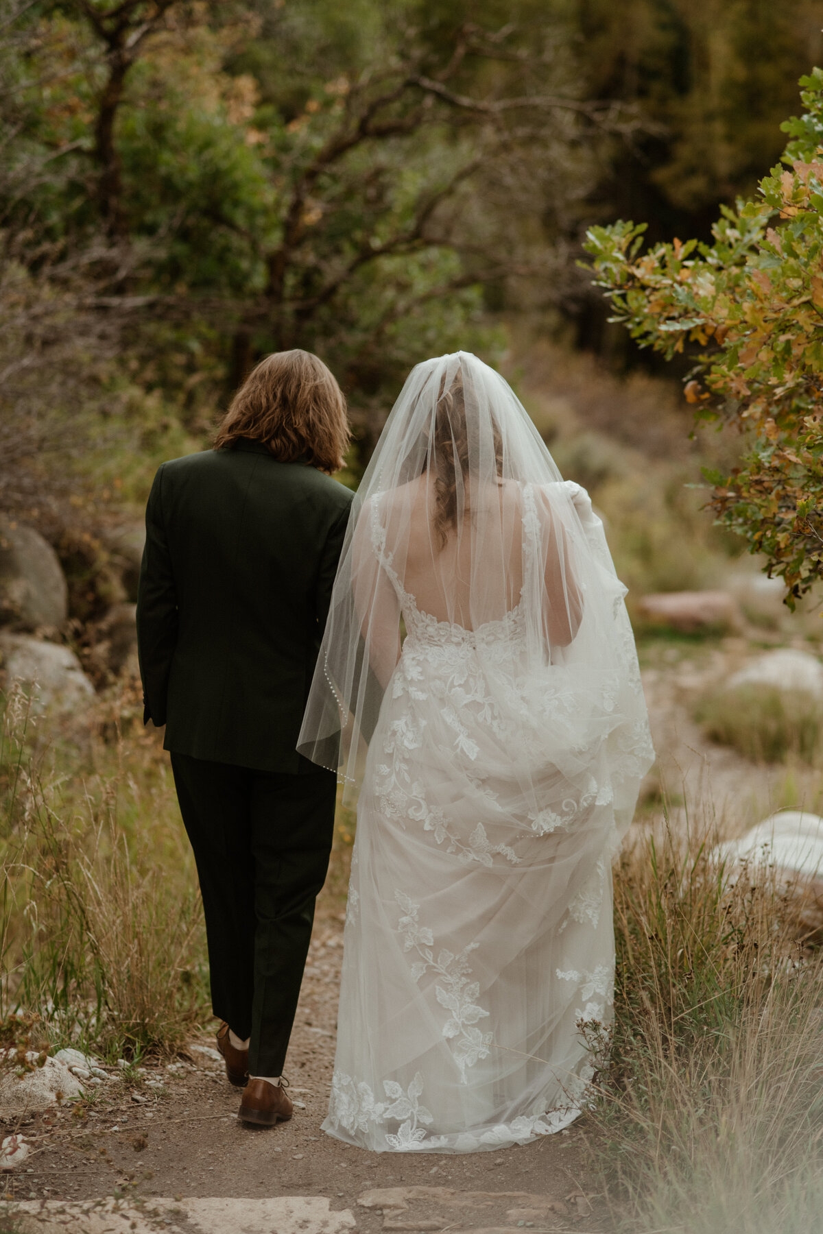 inviting-modern-nature-inspired-wedding-aspen