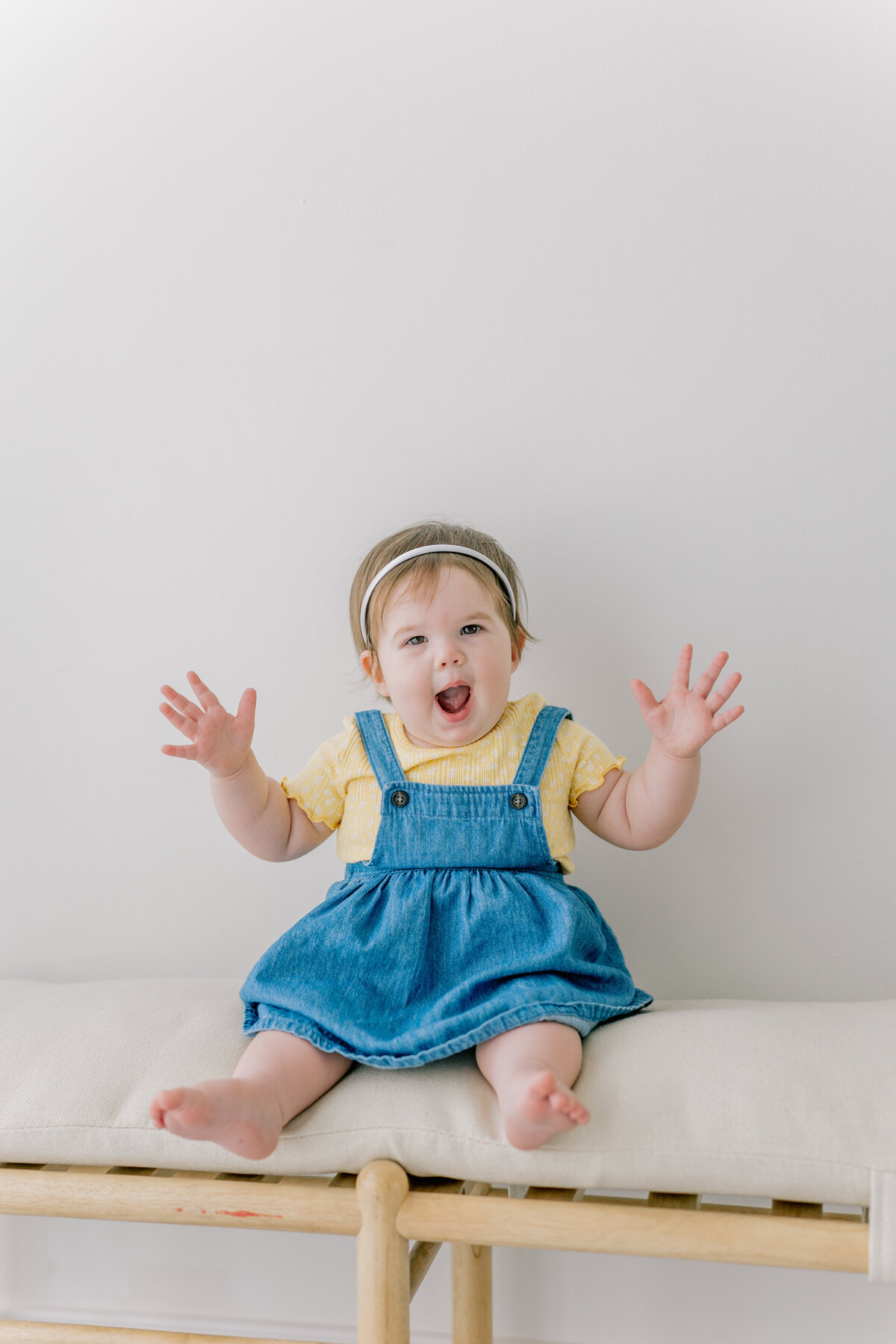 family-laughing-together-richmond-outdoor-photography.jpg​