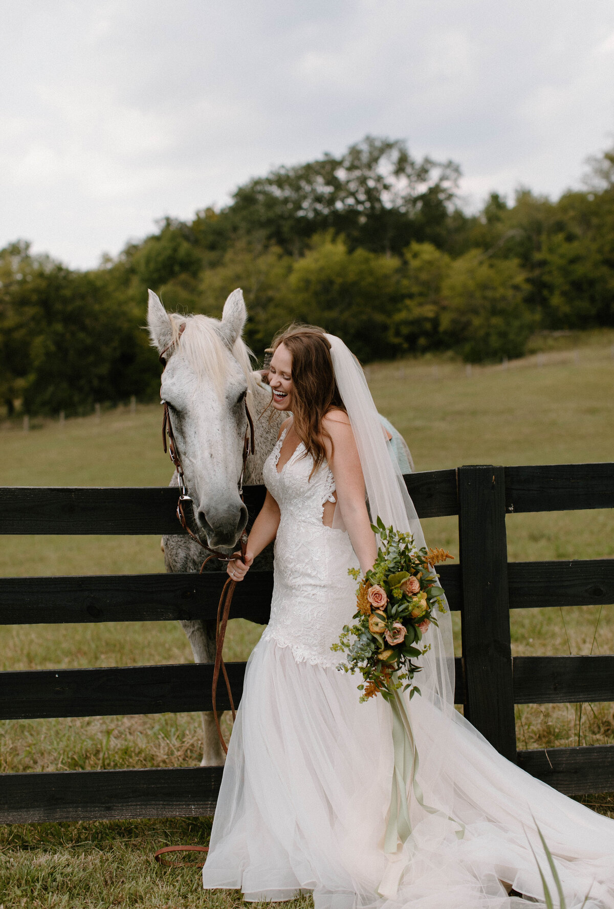 Charis_Lauren_Elegant_Nashville_Wedding_photographer_082