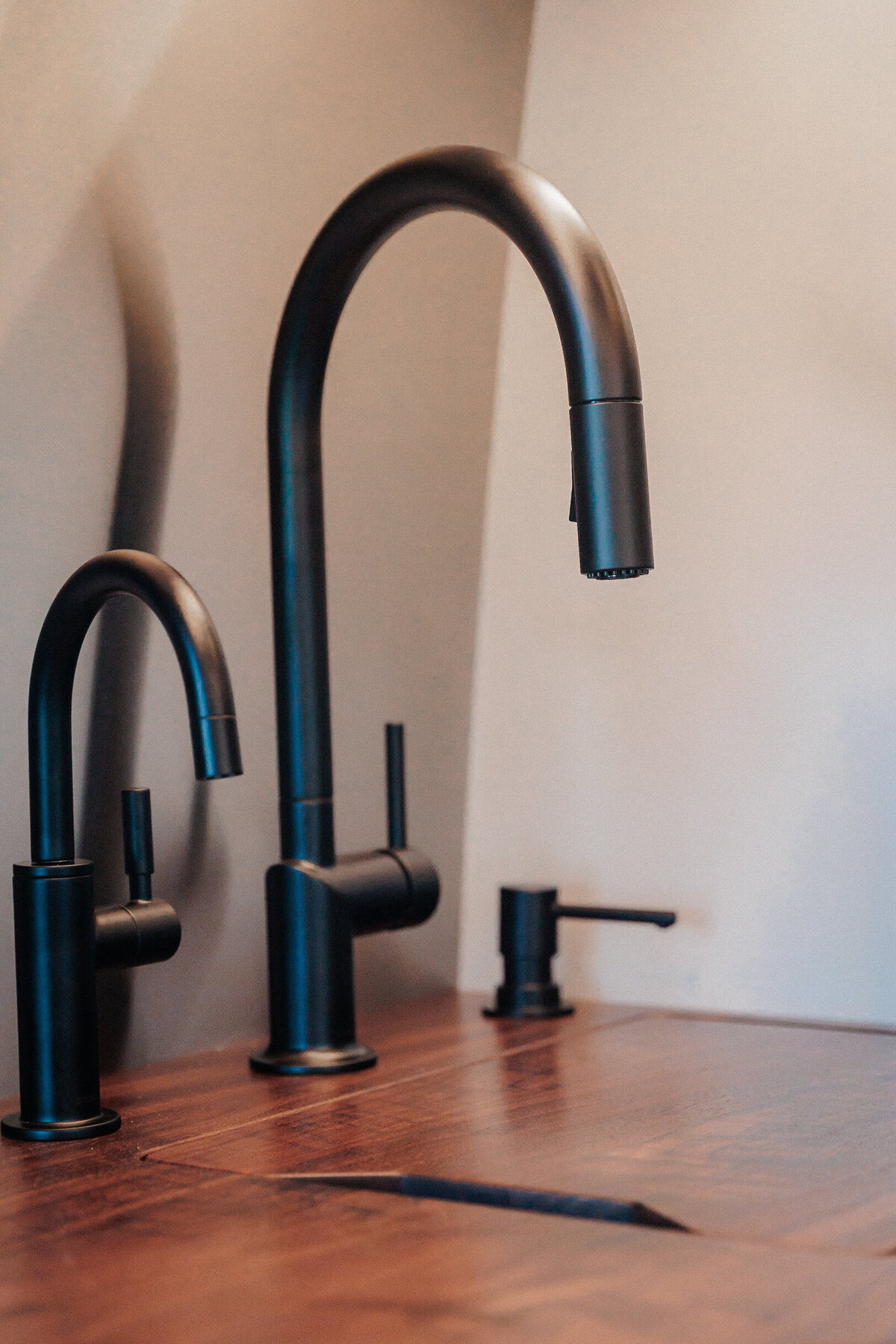 3_WooleyBugger250829_BMV_SlowFastcreative_1624