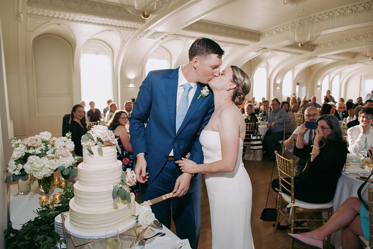 GRACE+GUS_0381-3