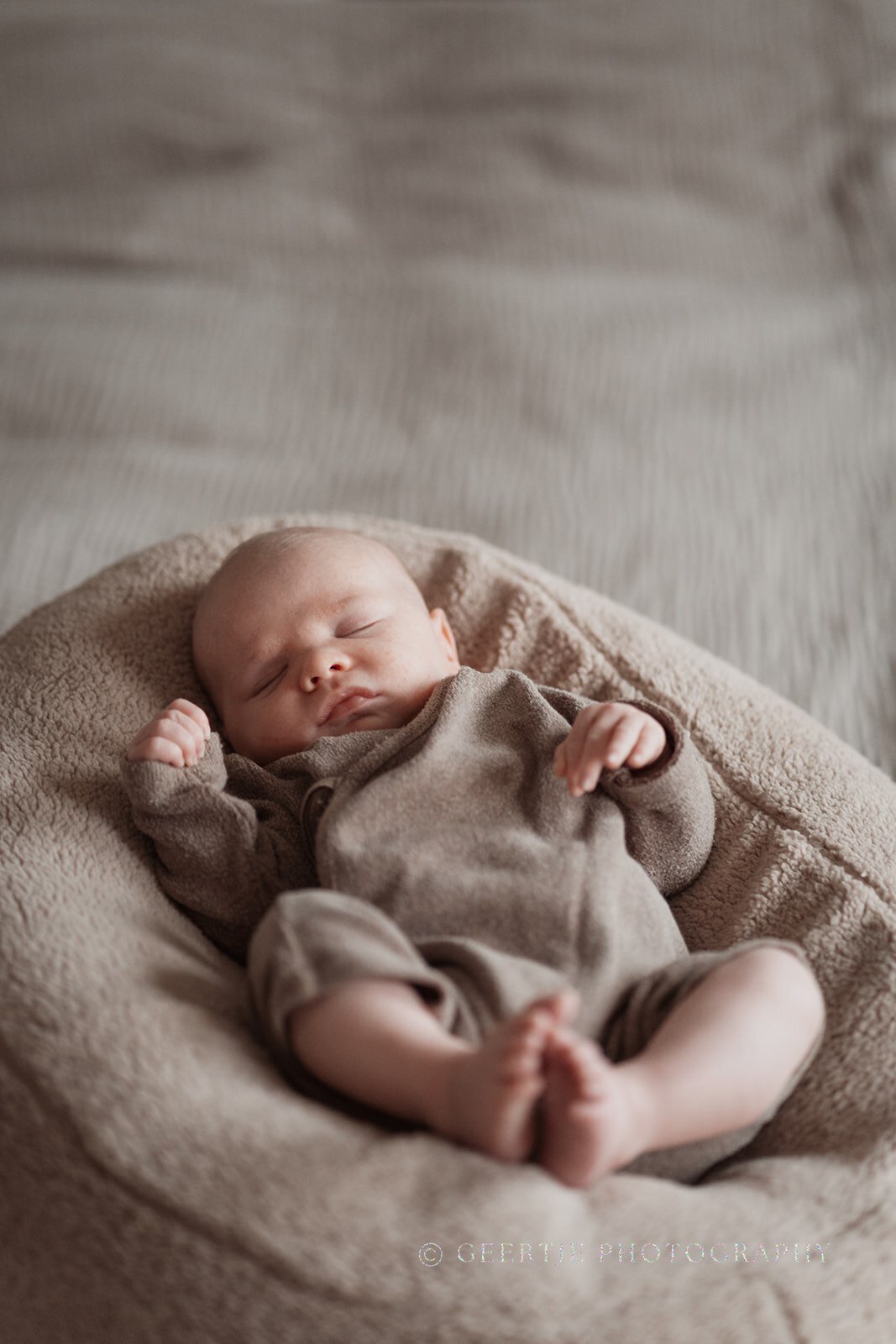 Fotoshoot pasgeboren kindje