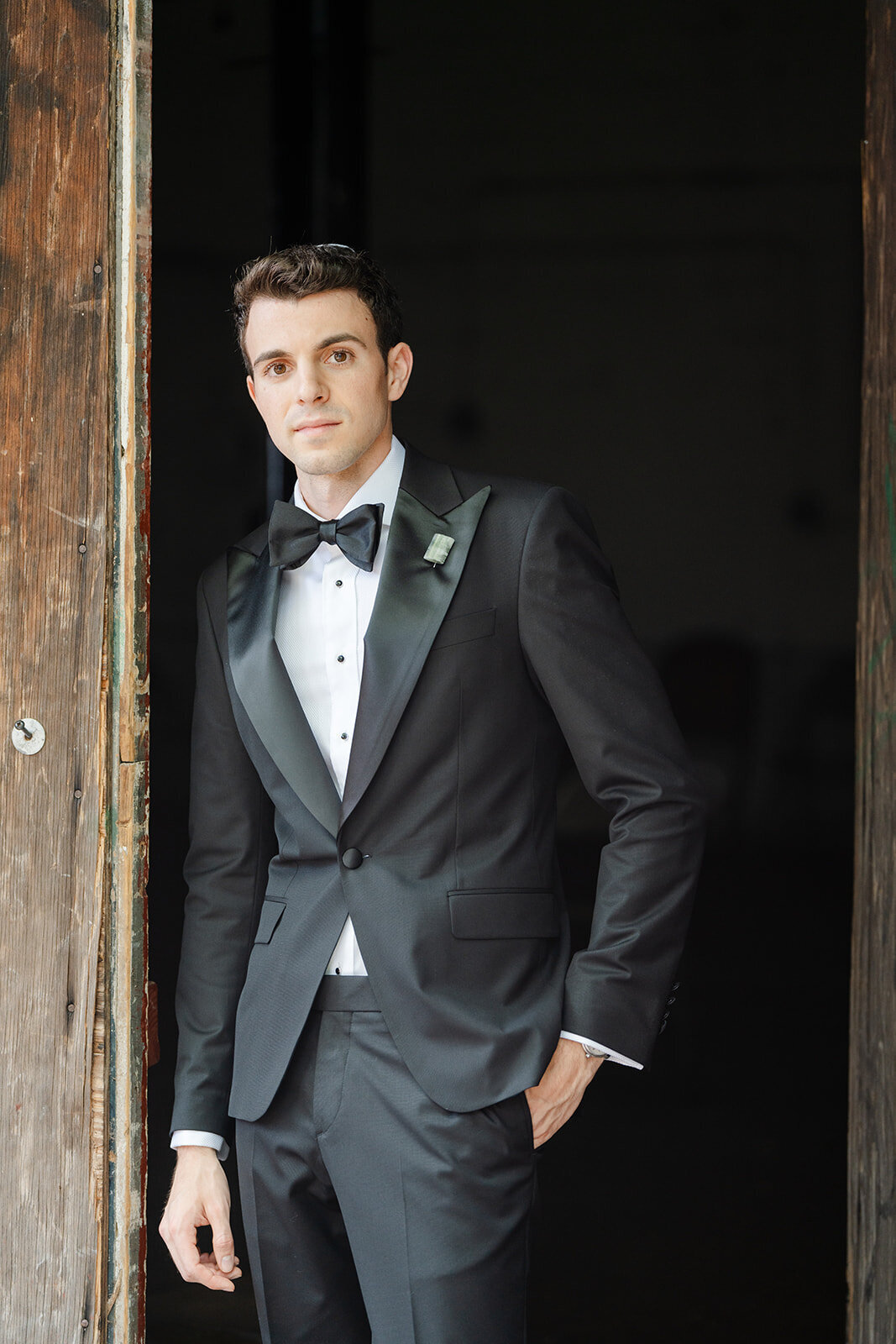 Victoria and Judah-Alex Knight Studio14