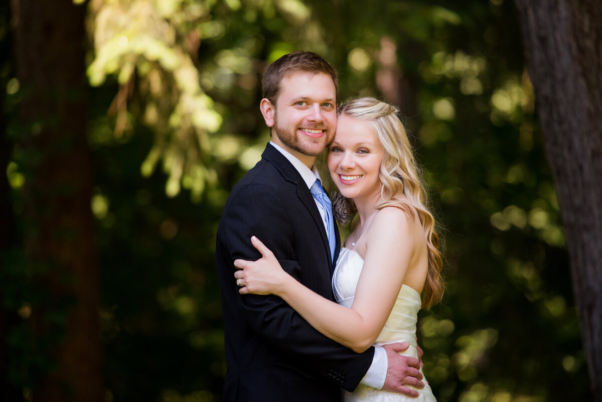 wedding couple at the Hyeholde