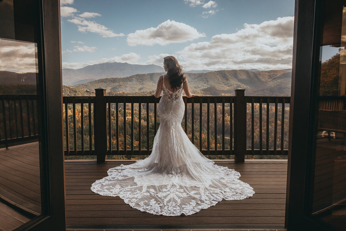 Jessica-Keith-Adventure-Wedding-The-Magnolia-Venue-Pigeon-Forge-TN-2024-293