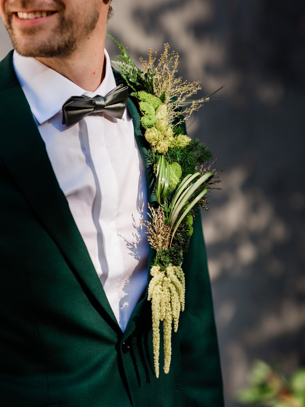 Dramatic-Ceiling-Greenery-Candle-Light-Wedding-Flora-Nova-Design-Seattle-00021