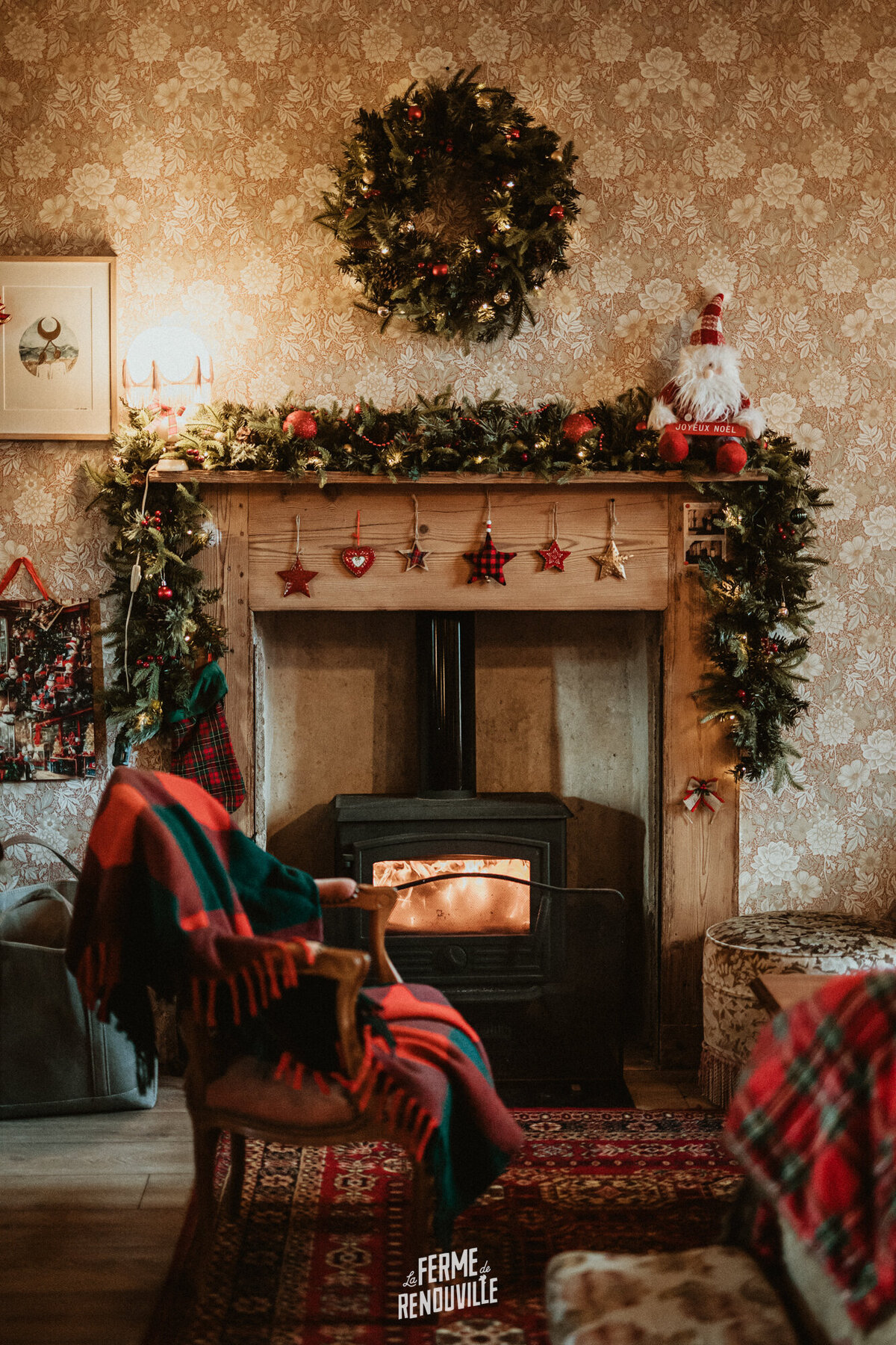 cheminée salon de thé Ferme de Renouville
