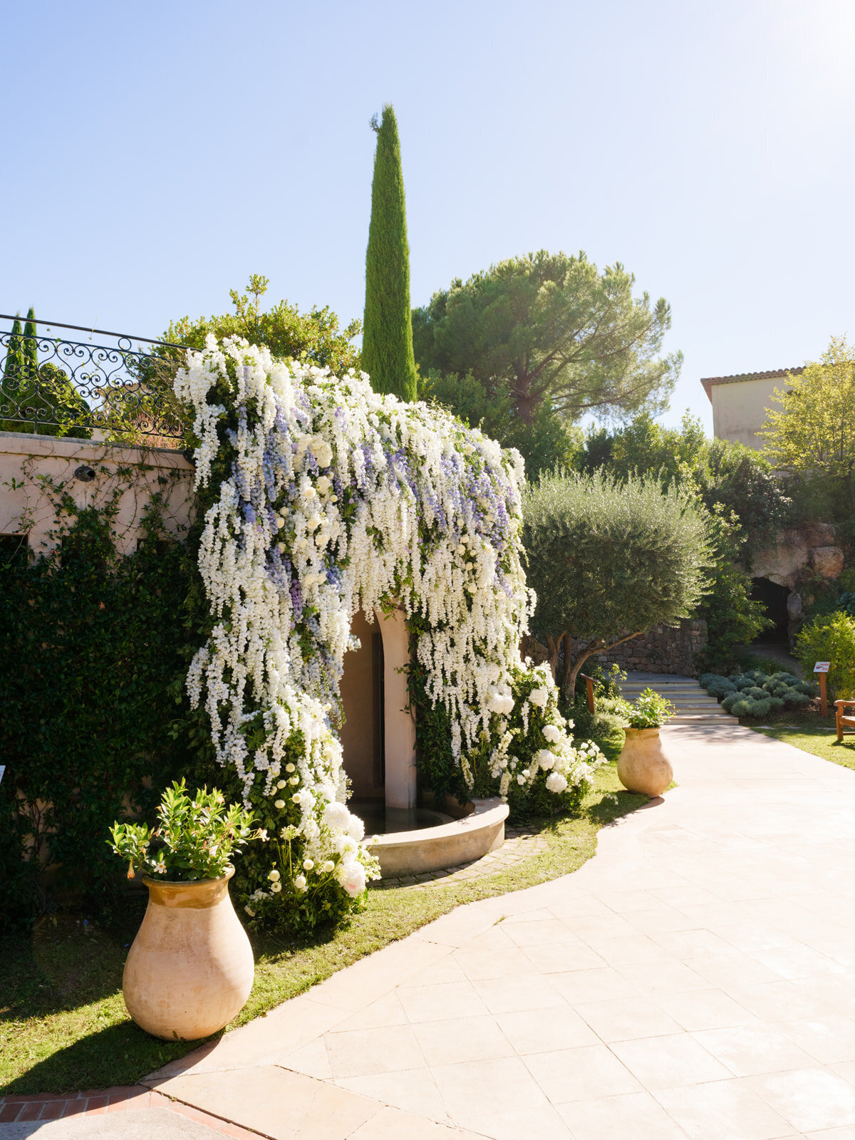 Exclusive destination wedding; Château Saint Martin, Provence