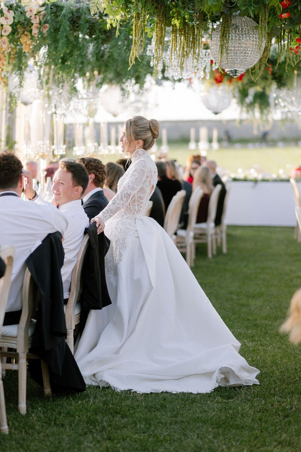 bride-chateau-wedding-reception