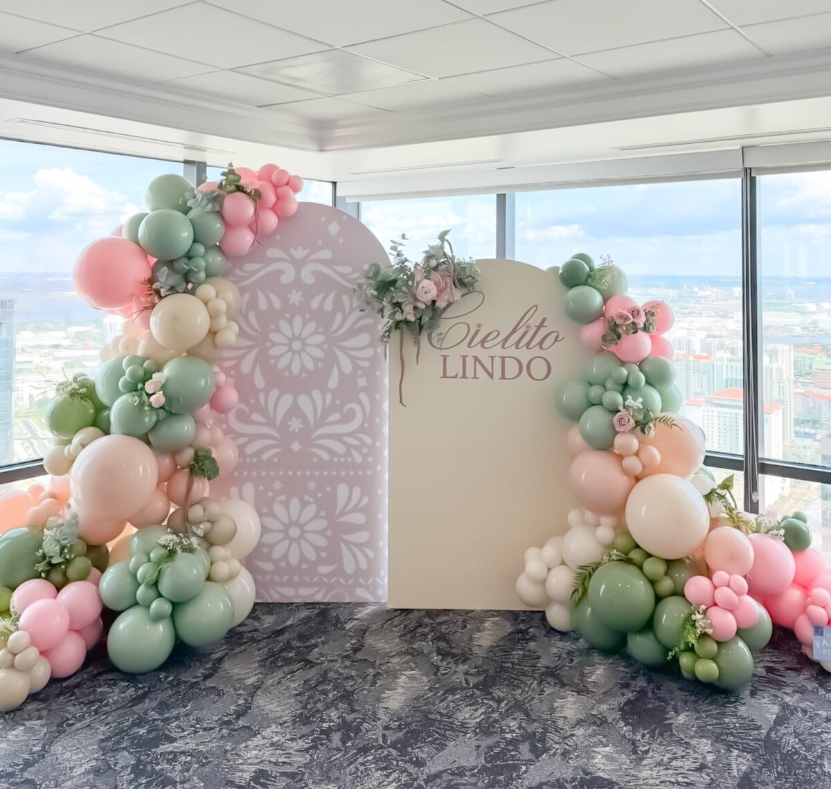 luxury baby shower balloons St. Pete