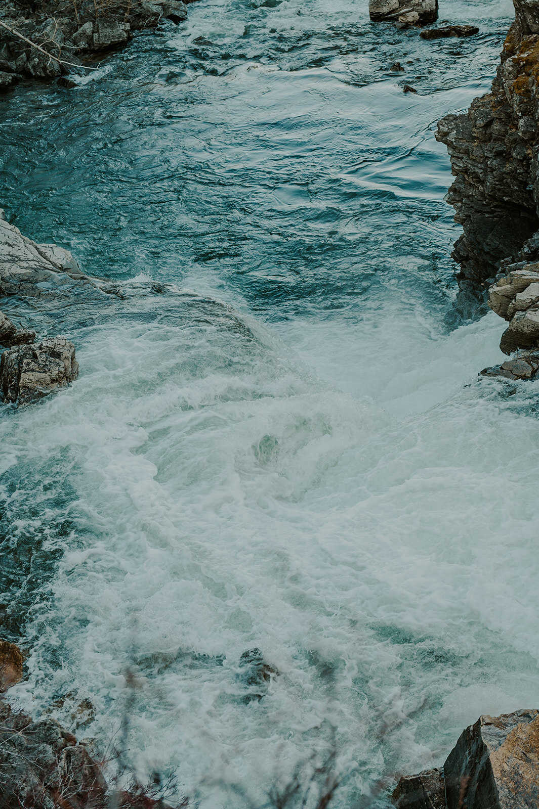 western-boho-glacier-park-elopement-presley-gray-photo-0771