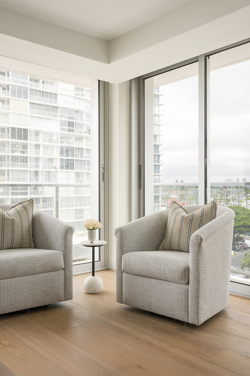 custom-swivel-chairs