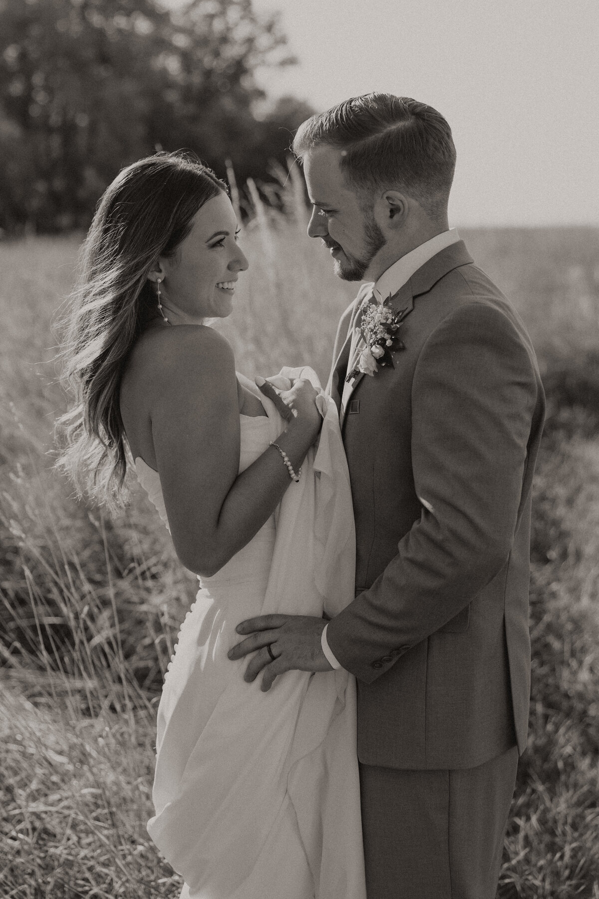 isabelle+evan-backyard-fall-wedding-12