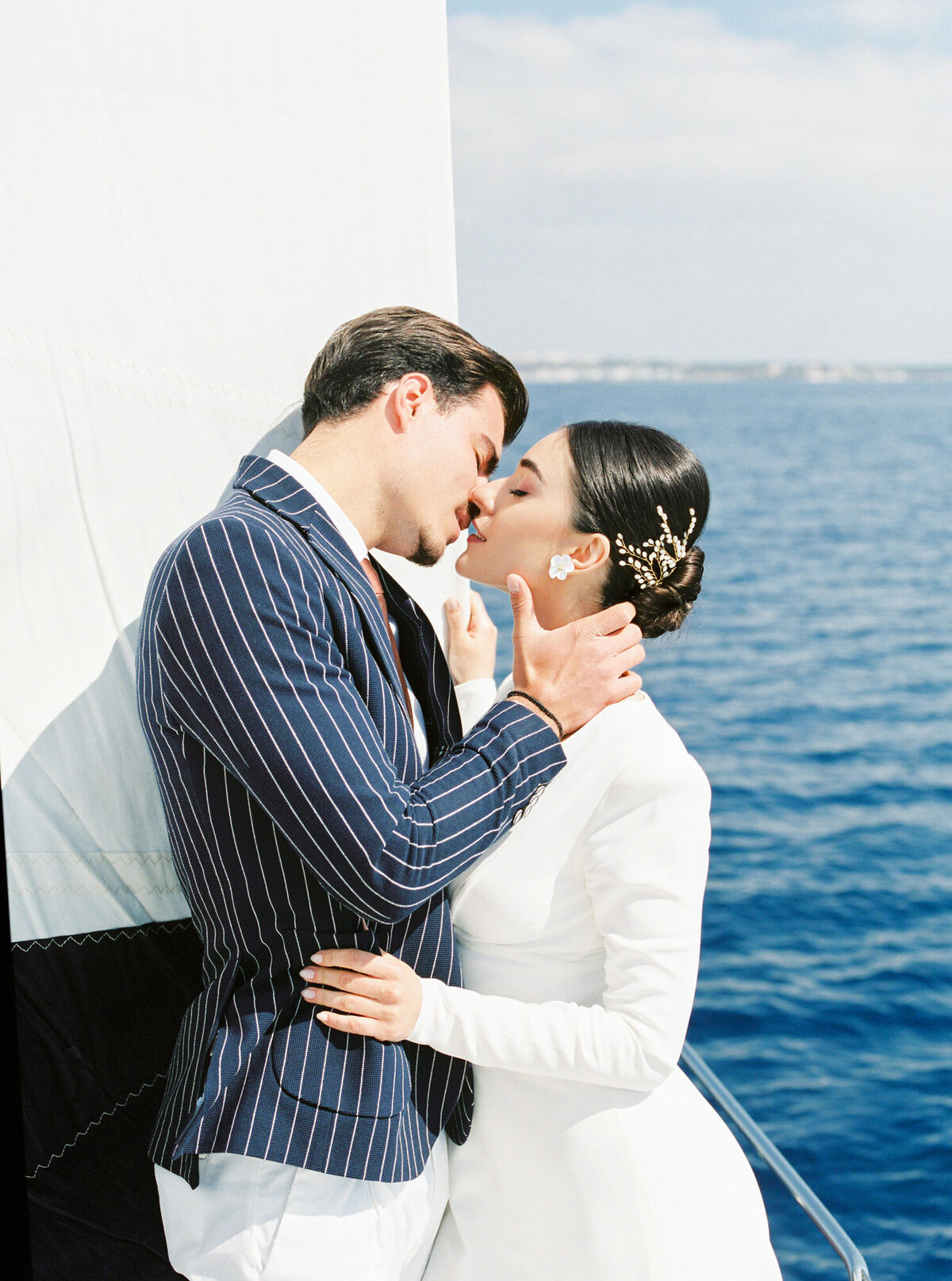 AndreasKGeorgiou-sailing-boat-wedding-14
