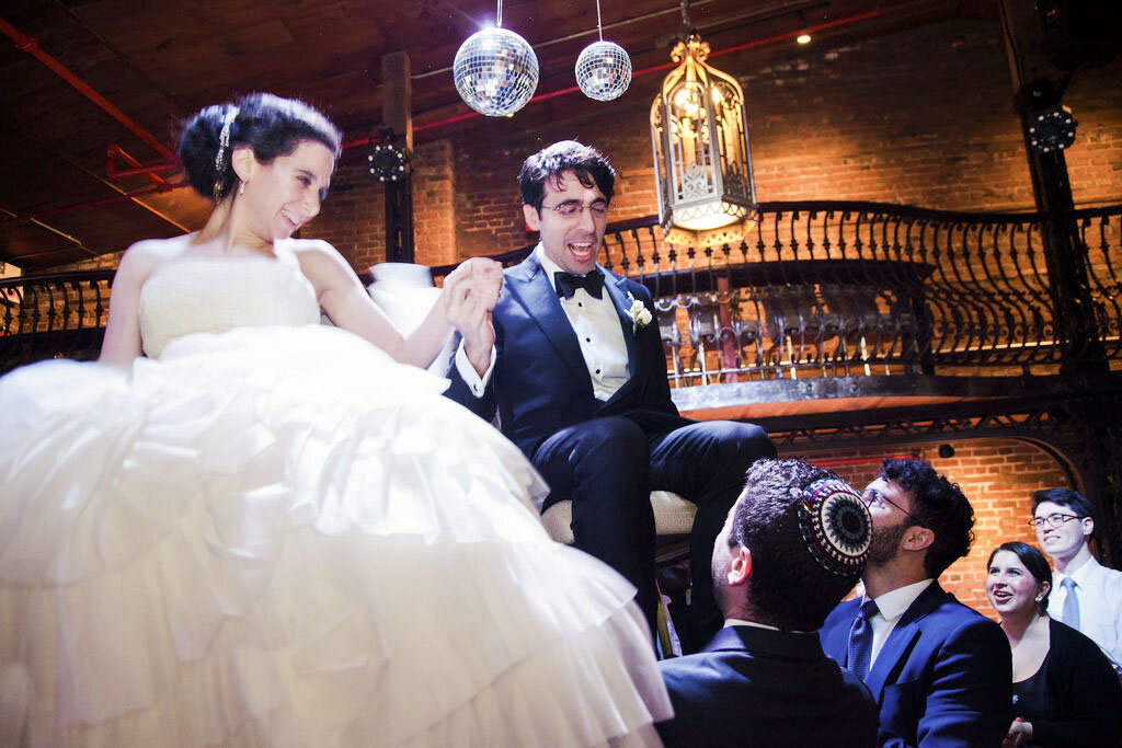 024 - HundredsofMoments-DaraKritzer-AdamTowne-Reception180506-100-3427