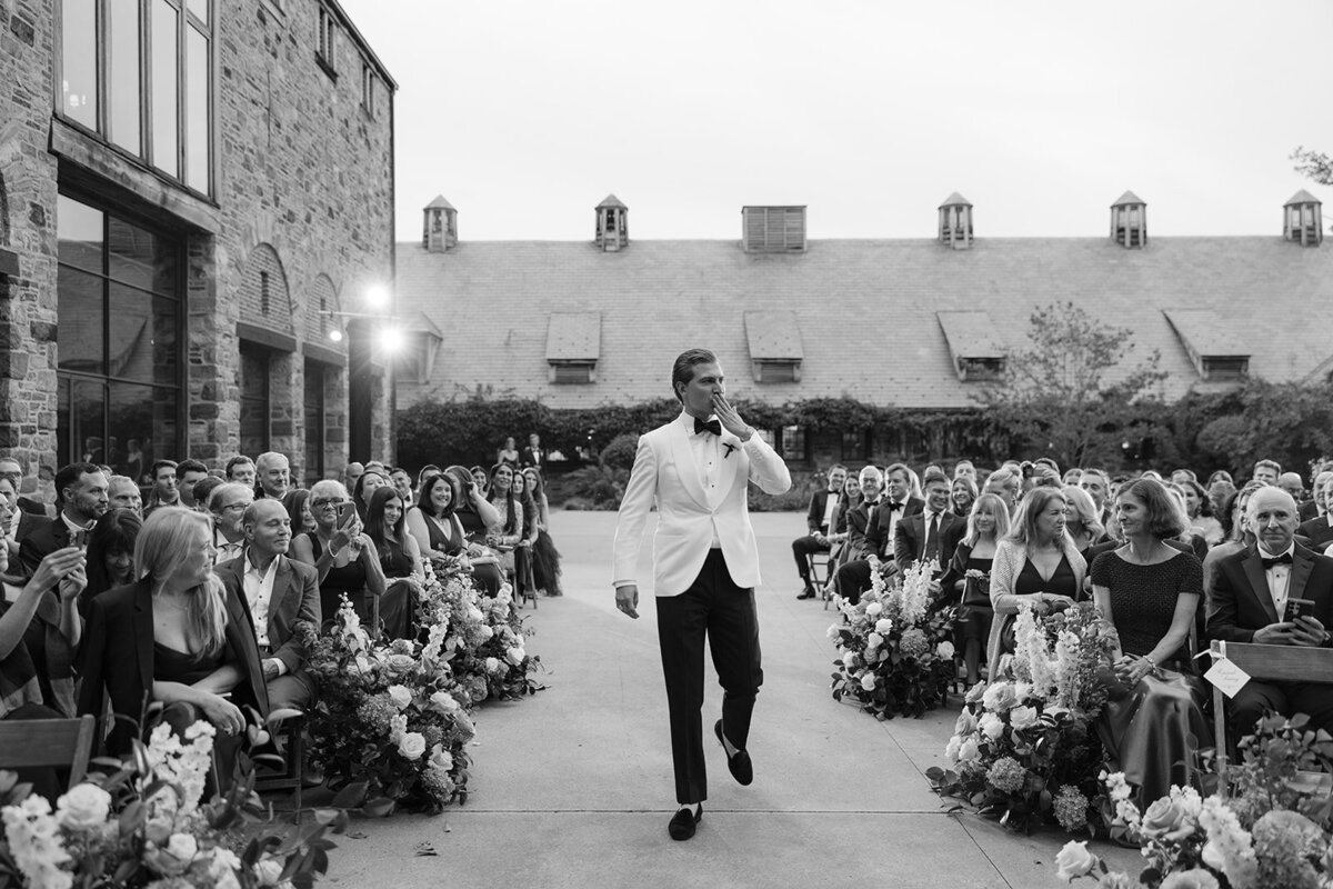 blue-hill-stone-barns-wedding-sava-weddings-nyc-wedding-photographer-587