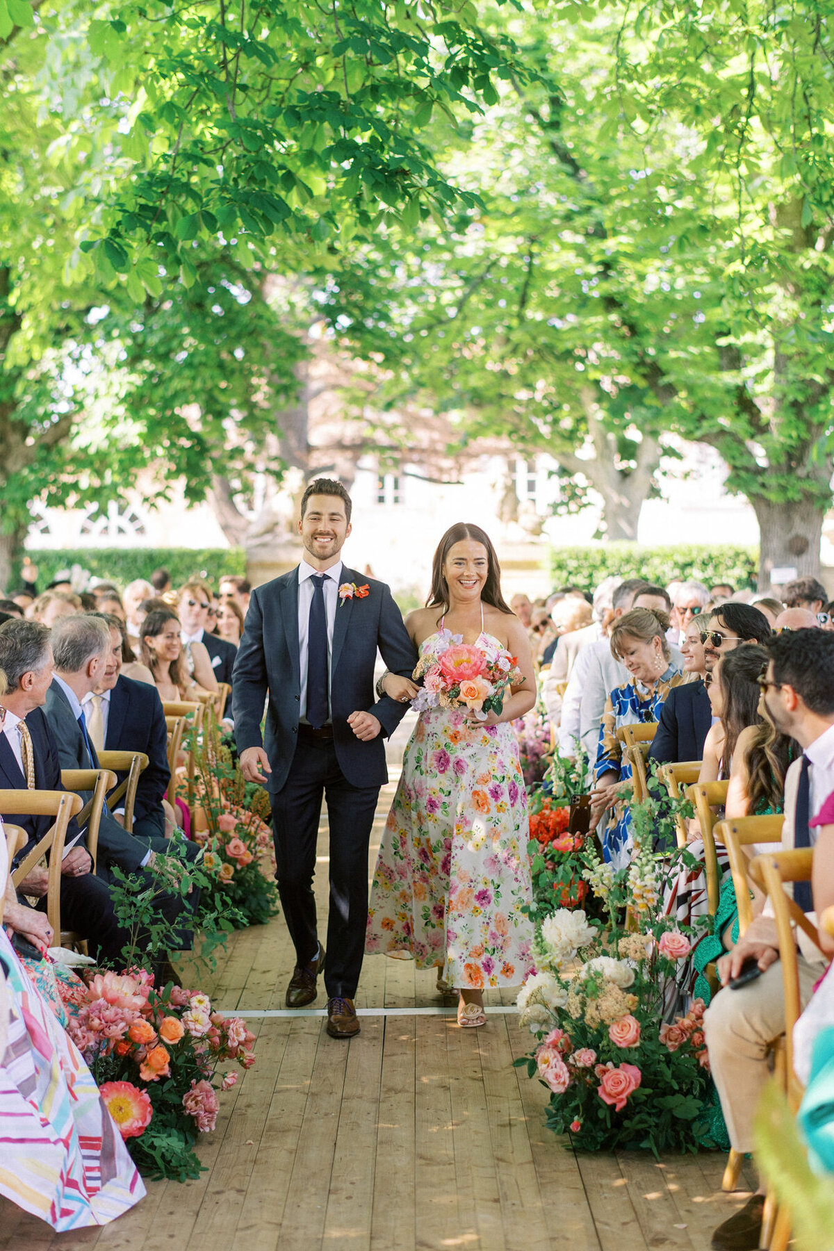 Maïlys Fortune Photography Husband Wife Wedding Weddings Photography France Switzerland Italy Timeless Dreamy Imagery Bilingual French English Destination Weddings Destination Wedding Provence French Riviera Paris Lake Como Tuscany39