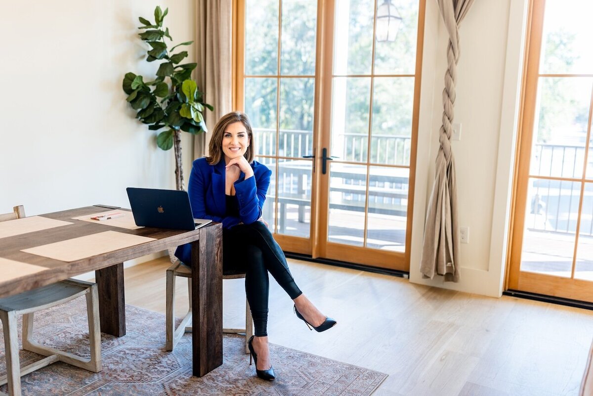 Best Charleston headshot portrait photographer, get branding photos taken in Charleston, professional business portraits