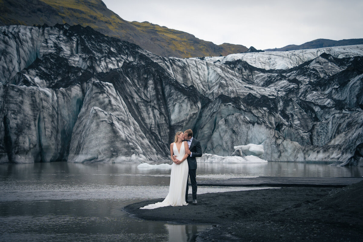 Solheimajokull-iceland-glacier-elopement