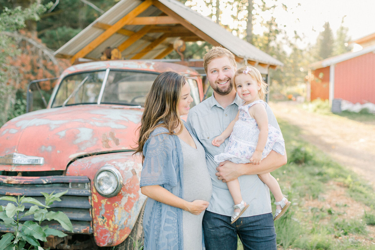 prins-family-portraits-grumpy-chicken-farm-63