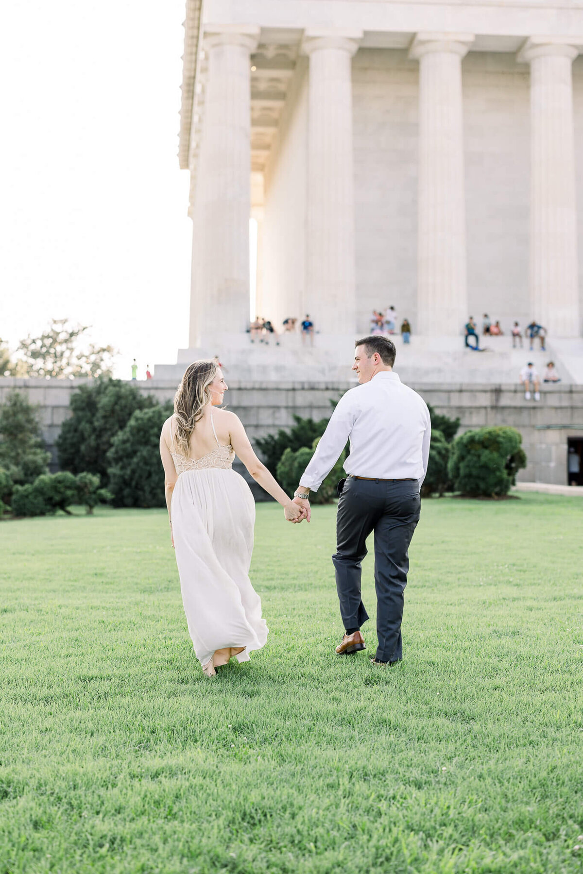 engagement-lincoln-memorial-proposal-photography-washington-DC-virginia-maryland-modern-light-and-airy-classic-timeless-romantic-41