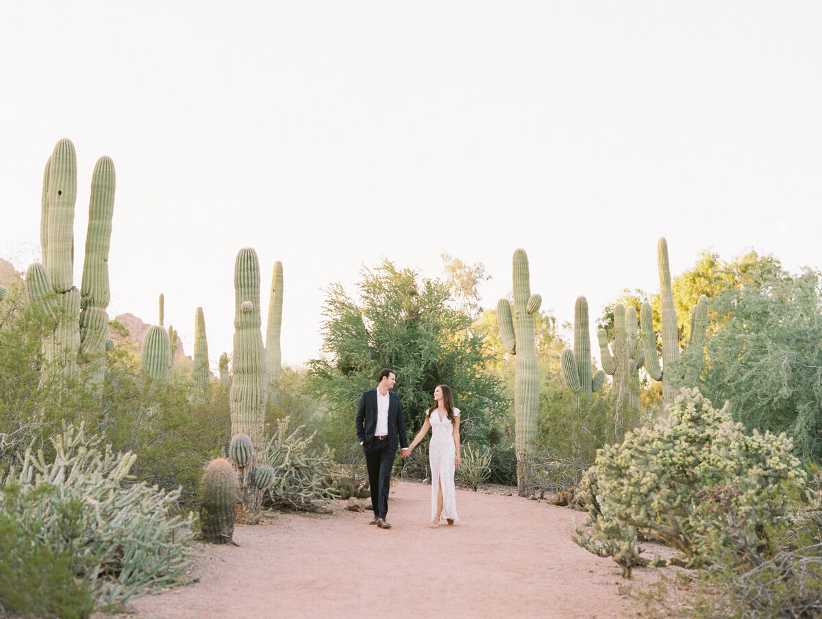 Desert-Botanical-Garden-Engagement_Rachel-Solomon-Photography-019