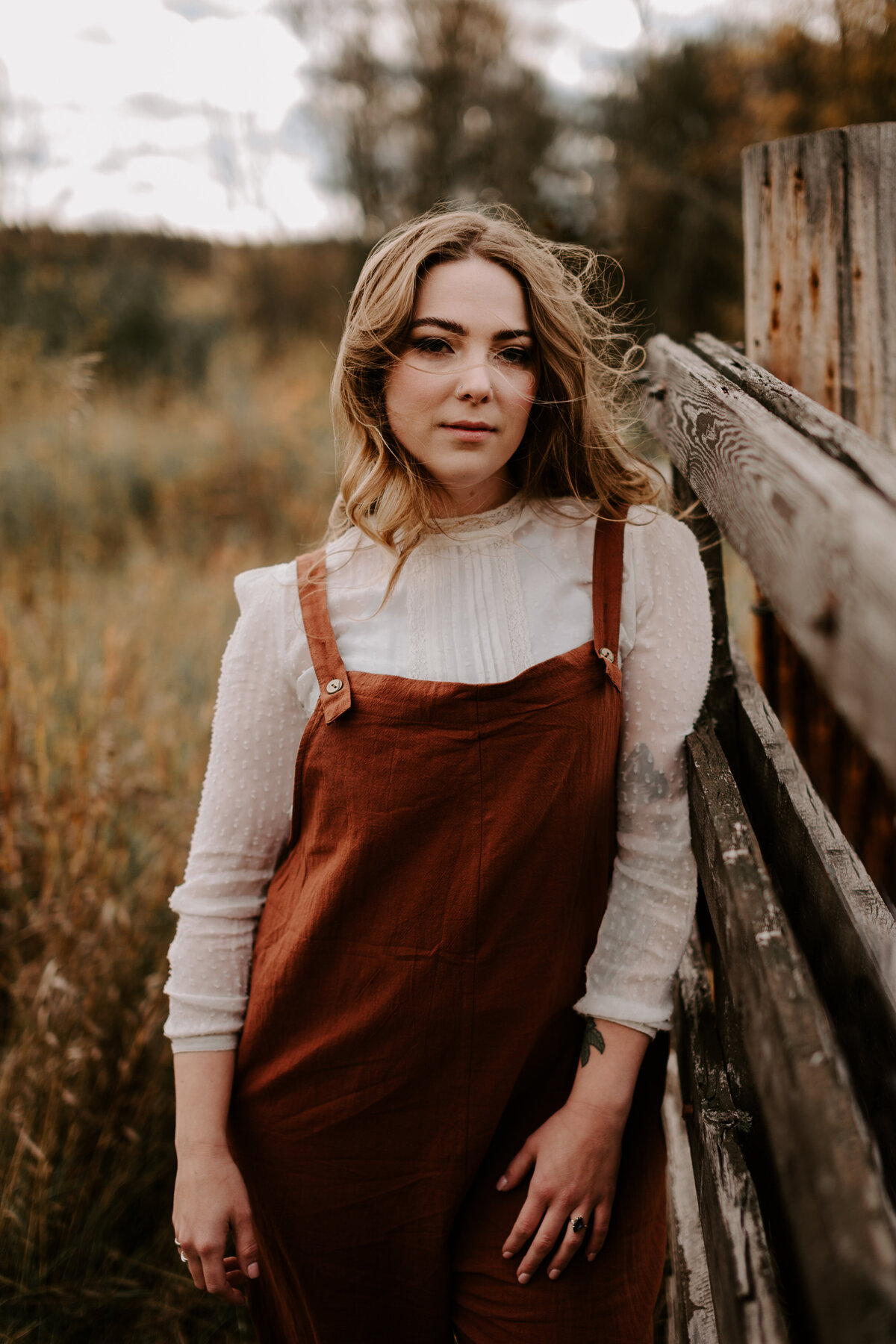 23