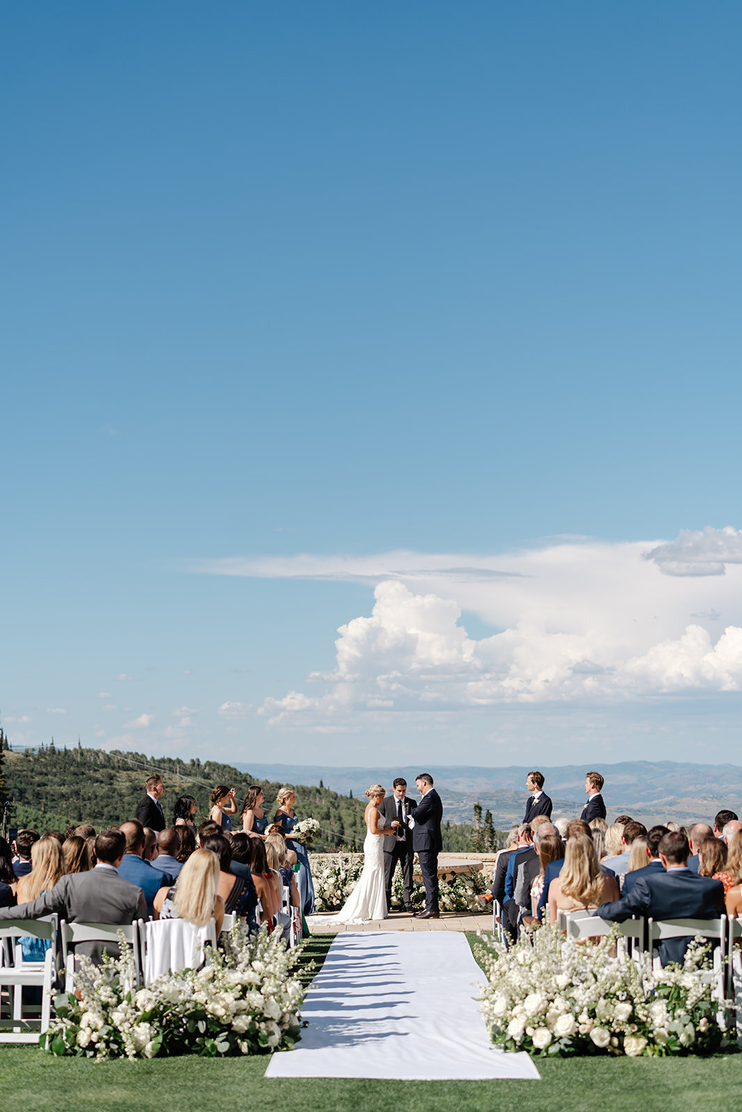 montage-deer-valley-summer-park-city-utah-wedding-logan-walker-425L-1142