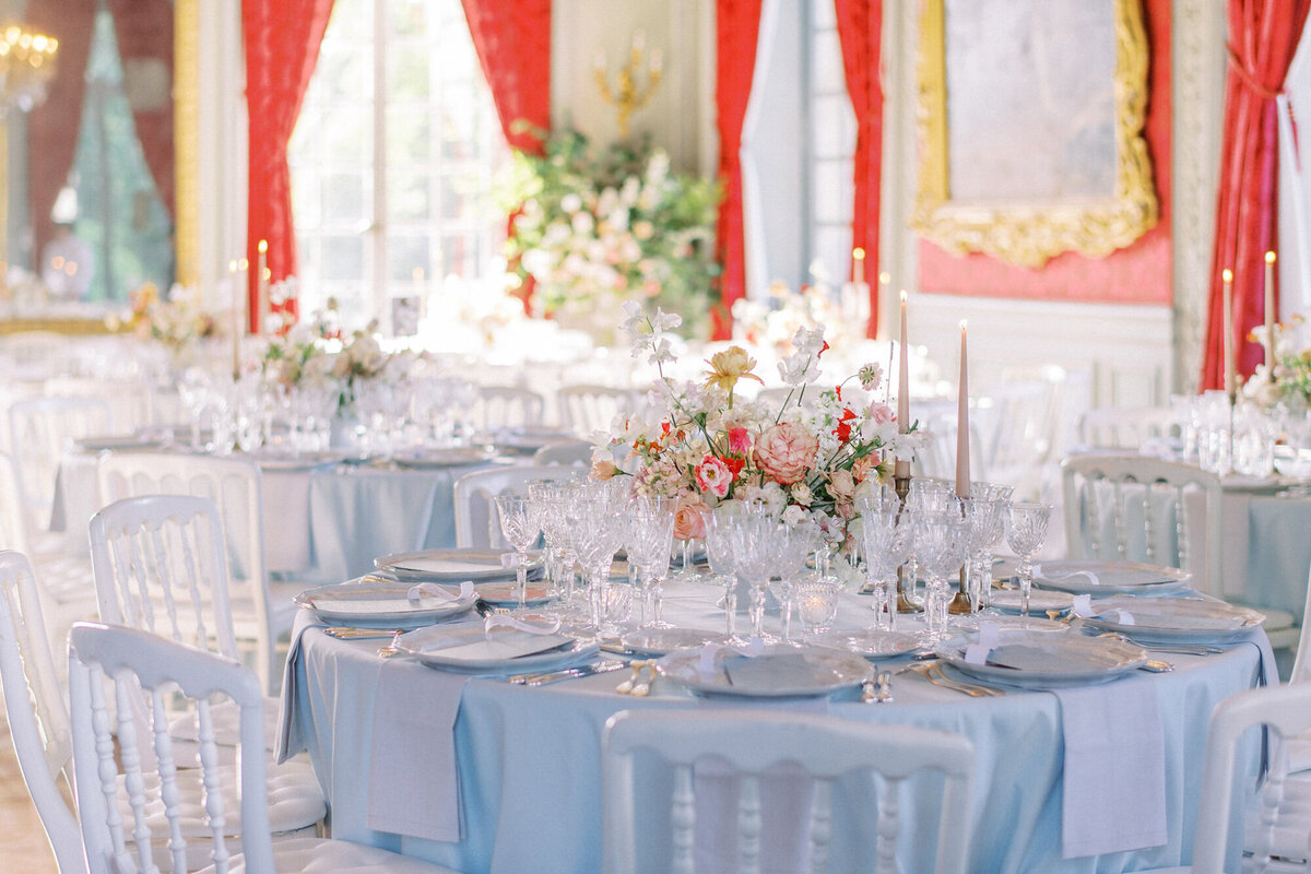 Maïlys Fortune Photography Husband Wife Wedding Weddings Photography France Switzerland Italy Timeless Dreamy Imagery Bilingual French English Destination Weddings Destination Wedding Provence French Riviera Paris Lake Como Tuscany98