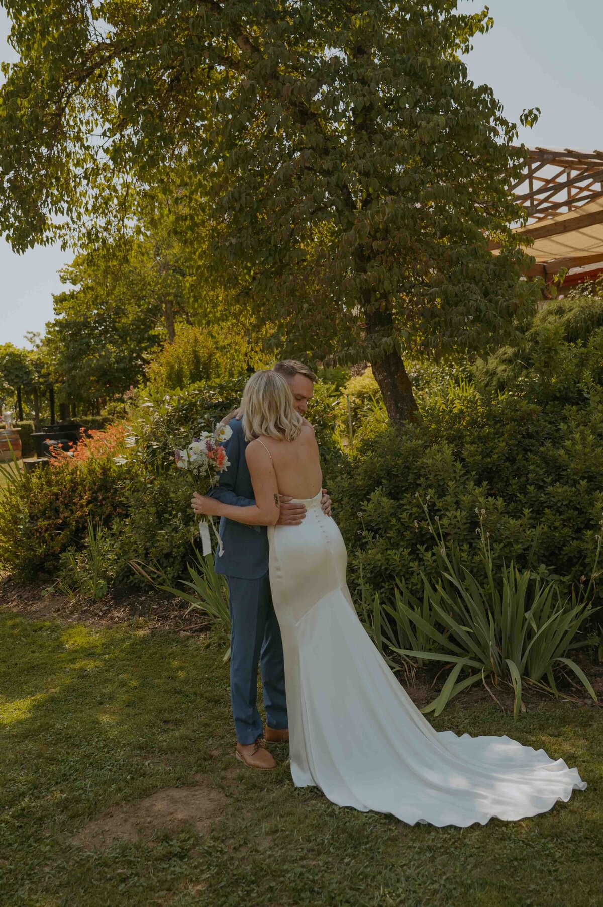 Oregon-Vineyard-wedding-photos-18