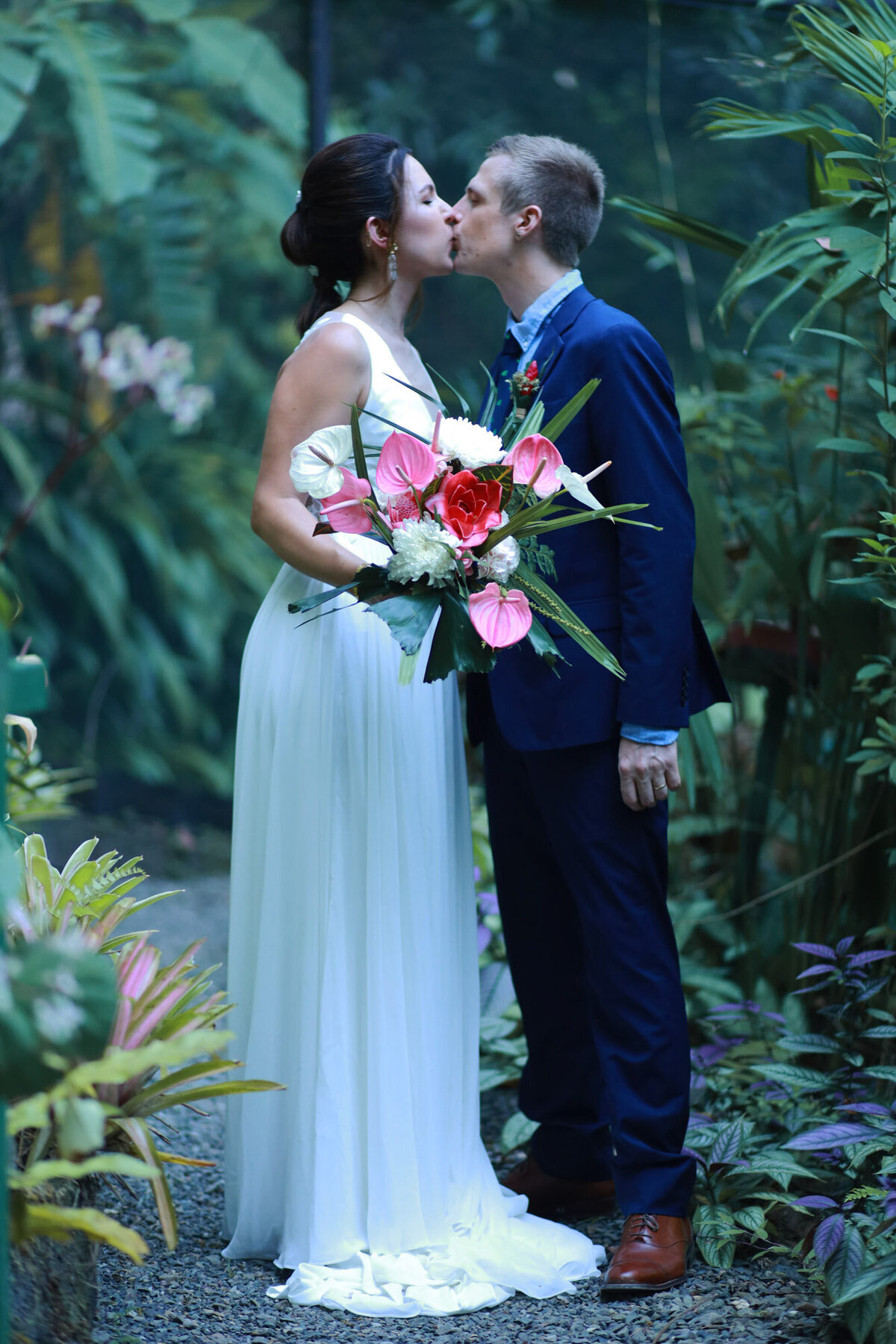Veronia-y-Henry-Costa-Rica-Tropical-Wedding-Planner-Cristina-Salazar-09