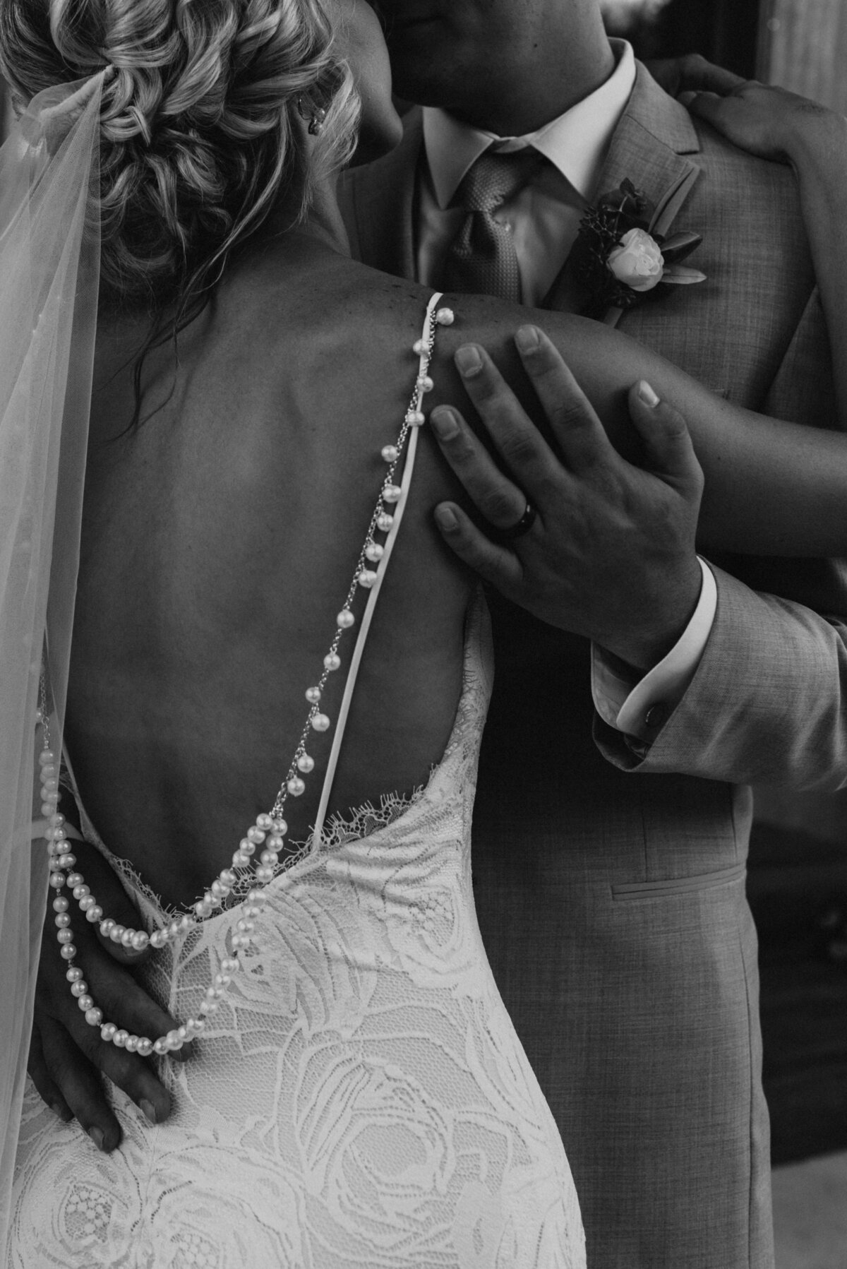 Mr-and-Mrs-Knapp-wedding-Graham-texas-By-Bruna-Kitchen-Photography-24