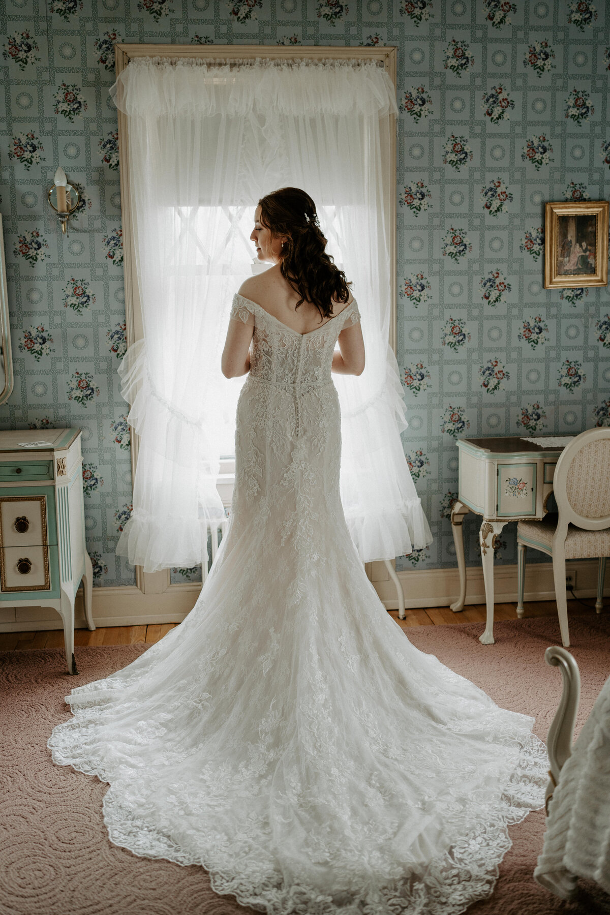 Kathleen-Calib-LindenHills-LittleFallsMN-Wedding2