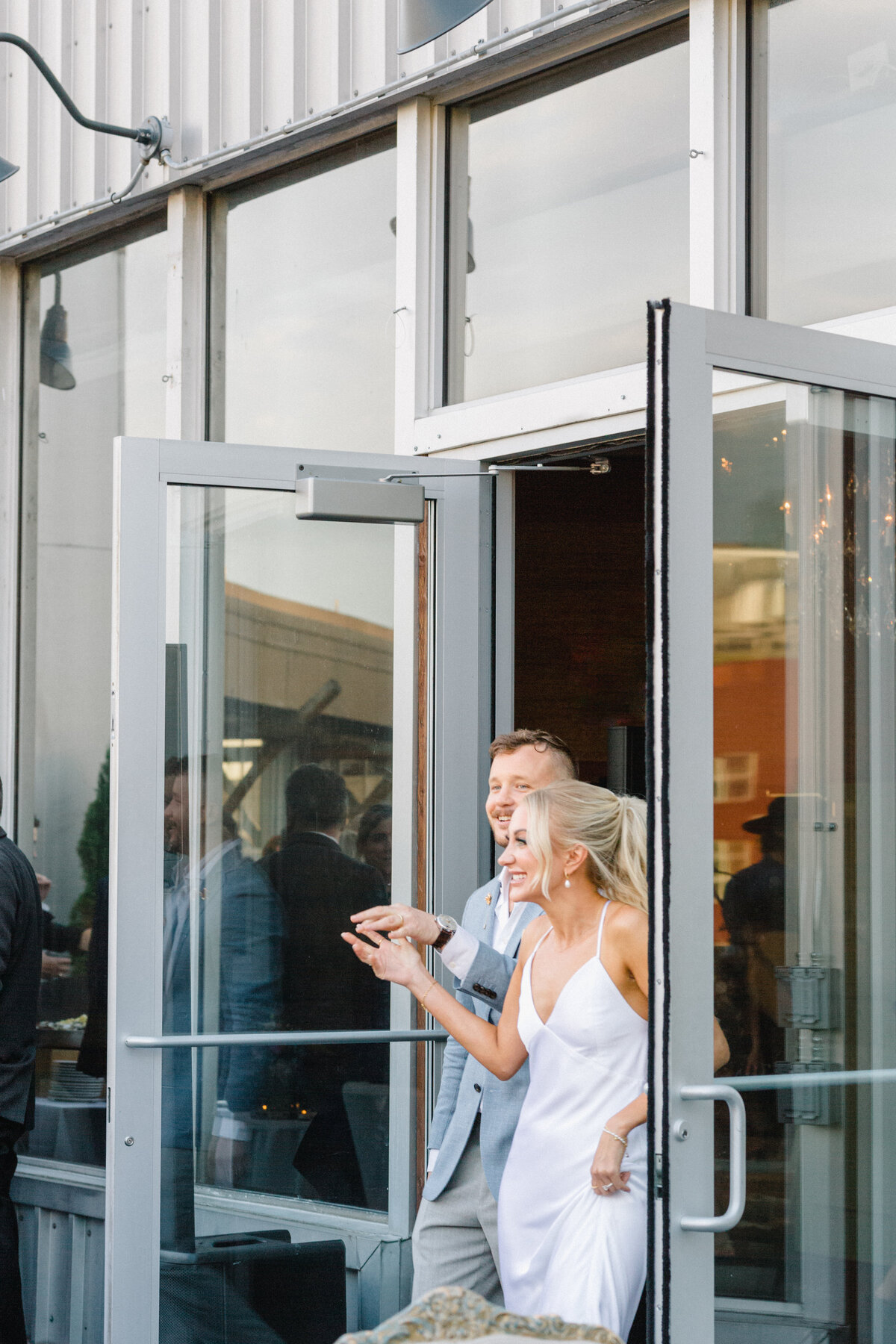 A Glamorous Wedding At The Edgewater Hotel With Pops Of Champagne, Pearls, And Nostalgia-Seattle Bride Real Wedding Submission By Something Minted-23