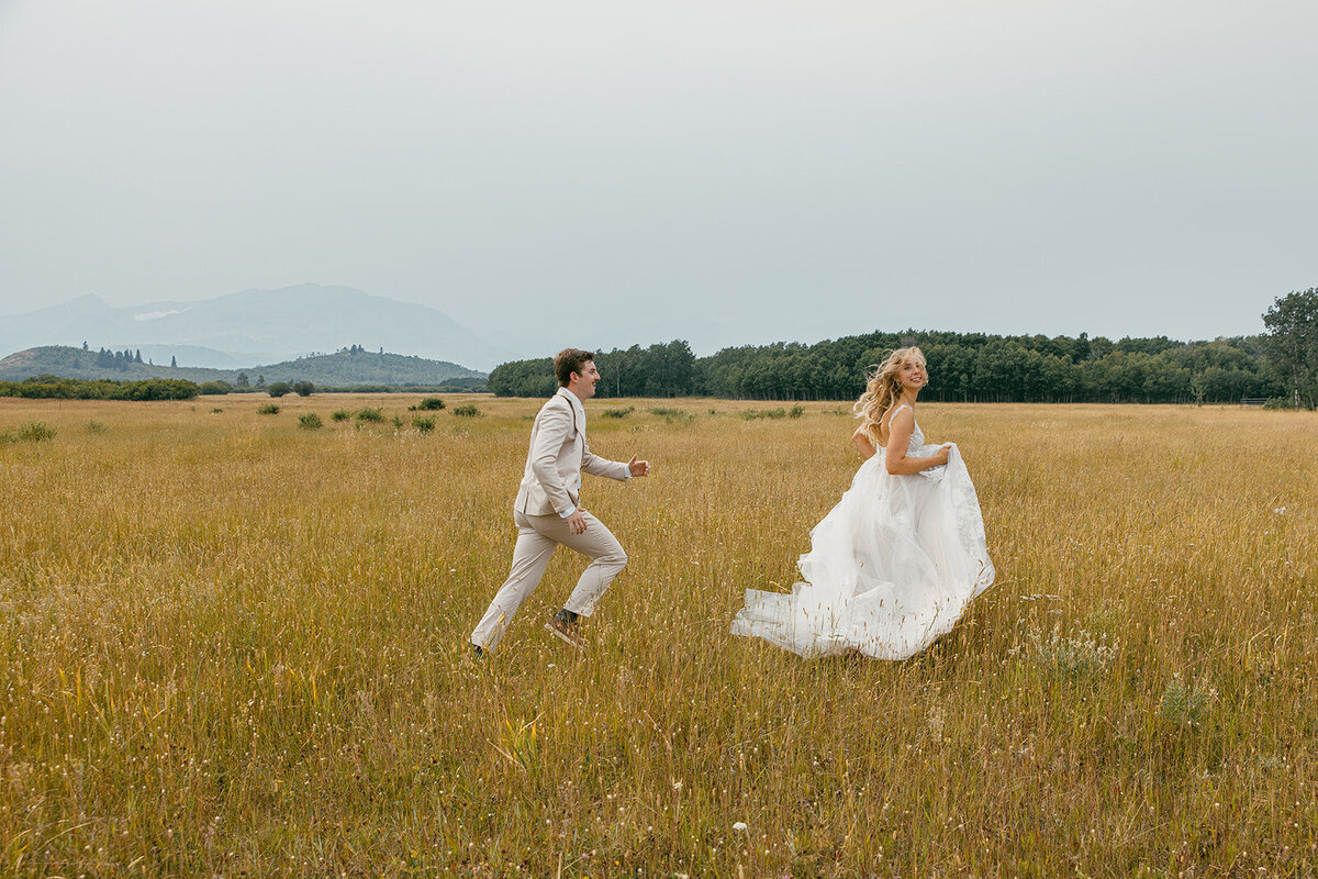 presley-gray-photo-Montana-ranch-elopement-4785