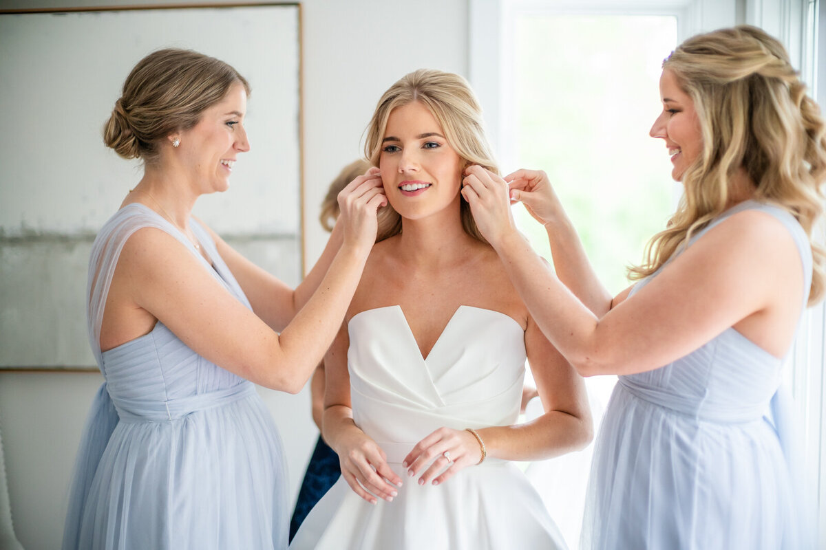 Grand Rapids Wedding Photographer JW Marriott521