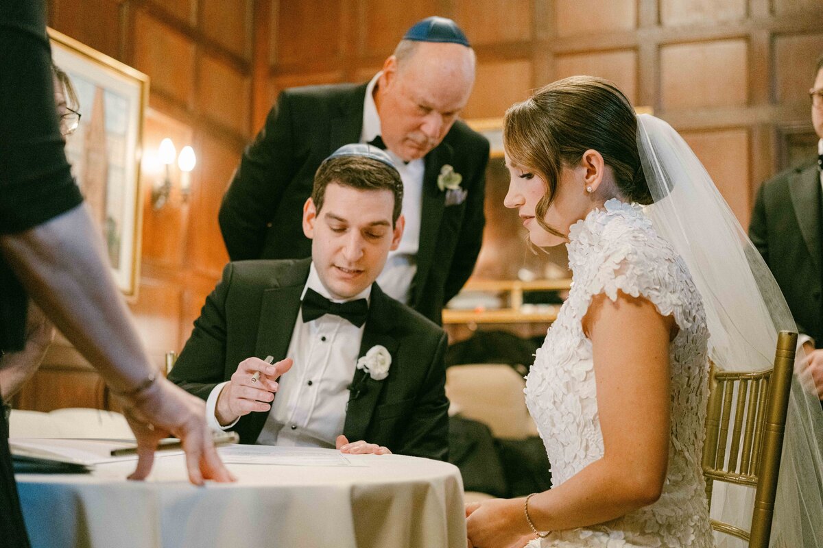 040624Amanda+Andrew0704